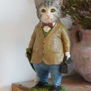 Statue/ Lord Cat