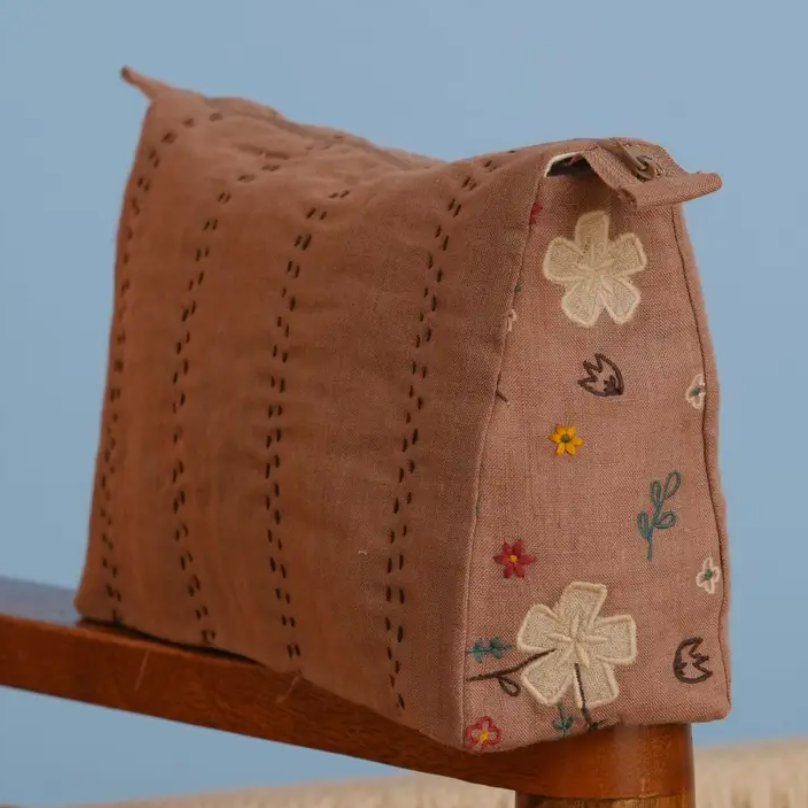 Embroidered Linen pouch/Cinnamon